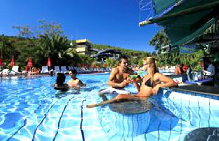 AQUA FANTASY AQUAPARKHOTEL& SPA, YENİ SEZONU AÇTI