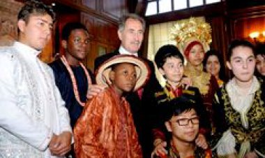 KÜLTÜR VE TURİZM BAKANI ERTUĞRUL GÜNAY, 9. TÜRKÇE OLİMPİYATLARINA ÖVGÜ YAĞDIRDI