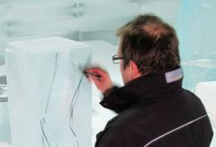 TARİHE BİR DE BUZDAN BAKIN!