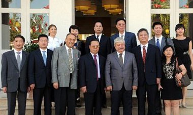 ÇİNLİ YÖNETİCİLER İŞBİRLİĞİ İÇİN ANTALYA&#39;YA GELDİ