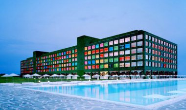 ADAM&amp;EVE EL DEĞİŞTİRİYOR