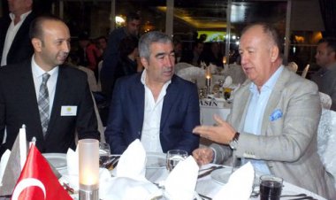 ANTALYASPOR BAŞKANI GENCER VE TEKNİK DİREKTÖR AYBABA YÖRSİADIN KONUĞU OLDU