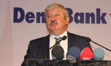 AKAYDIN'DAN BAKAN ÖMER ÇELİK'E ELEŞTİRİ