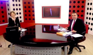 ÖZGÜR KURGA &#39;GELİŞİM İÇİN DEĞİŞİM ŞART&#39;