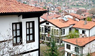 1800'LERDEN GÜNÜMÜZE BEYPAZARI TURU