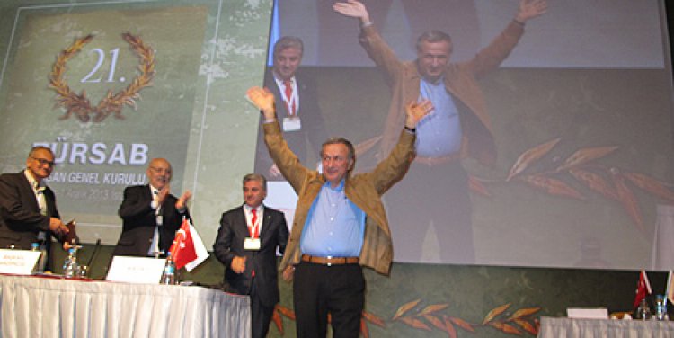 TÜRSAB BAŞKANLIĞINA BAŞARAN ULUSOY TEKRAR SEÇİLDİ