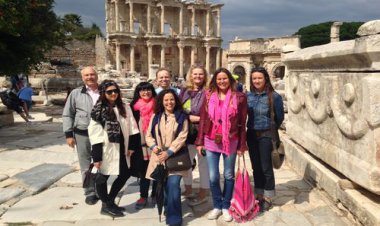 ALMAN VE AVUSTURYA BASINI İZMİRİ ÇOK SEVDİ