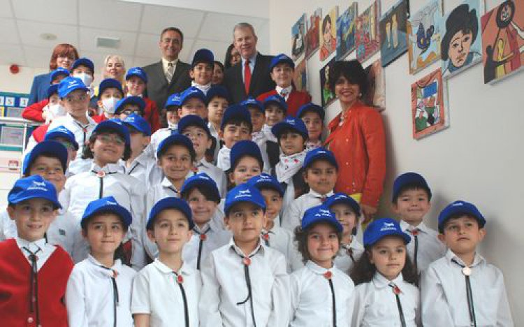 BOEİNG LÖSEMİ TEDAVİSİ GÖREN ÇOCUKLARIN EĞİTİME ERİŞİMİNE DESTEK VERİYOR