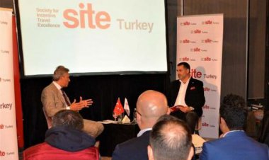 FİRUZ BAĞLIKAYA'DAN İSTANBUL ÇIKARMASI