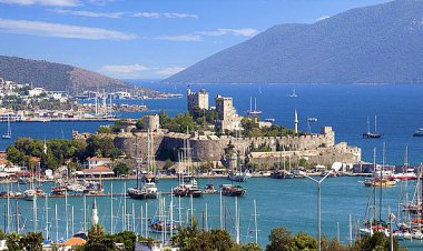 CENNET ÜLKEMİZİN FAVORİ TATİL MEKANI; BODRUM!