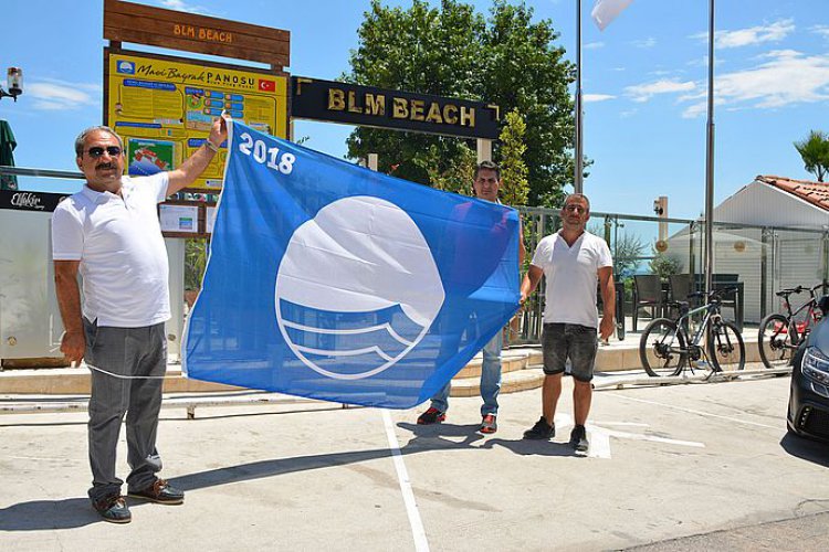 BİLEM BEACH'TE MAVİ BAYRAK SEVİNCİ