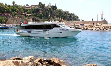 ANTLAYA-KEMER ARASI DENİZ OTOBÜSLERİ 120 BİN YOLCU TAŞIDI