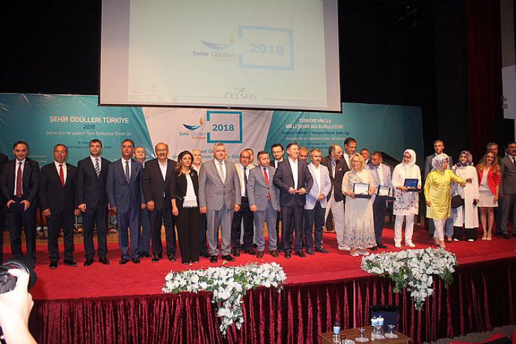 28 ŞEHİR, 2018 YILI ŞEHİR ÖDÜLLERİ’NDE SEVİNDİ!