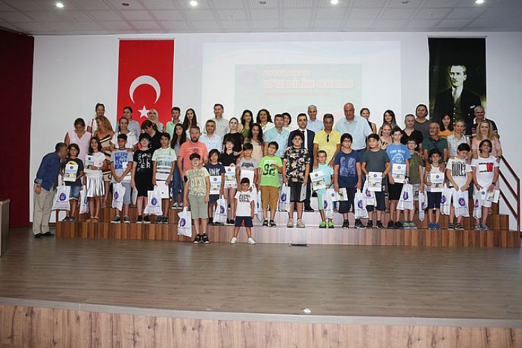BİLİMLE İÇ İÇE BİR YAZ TATİLİ