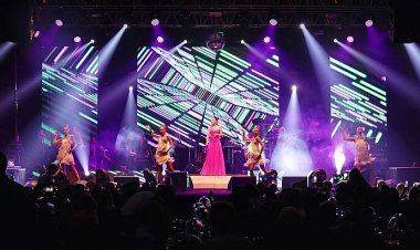 2500 KİŞİLİK DEV KORO