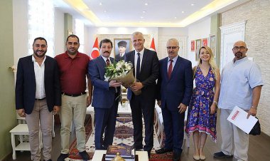 TÜRSAB ÇANAKKALE-KÖRFEZ YTK'DAN VALİ'YE ZİYARET