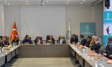 KAYSERİ'DE SAĞLIK TURİZMİ TOPLANTISI