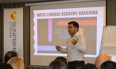 ALANYA'DA 'DİJİTAL DEVRİM' SEMİNERİ...