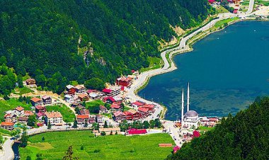 TRABZON'A 500 BİNİN ÜZERİNDE ARAP TURİST GELDİ...