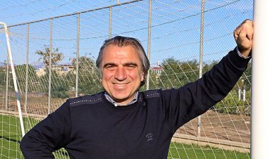 ANTALYA'DA DEVRE ARASI KAMP YAPACAK YER KALMADI