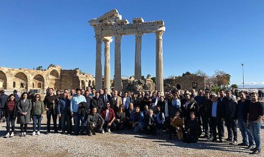 DOĞU BÖLGESİ TURİZMCİLERİ MANAVGAT’I GEZDİ