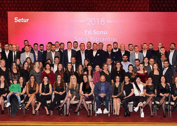 YIL SONU SATIŞ TOPLANTISINI GERÇEKLEŞTİRDİLER