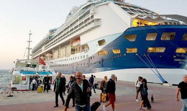 YÜZDE 58.7'İ KUŞADASI'NA DEMİRLİYOR