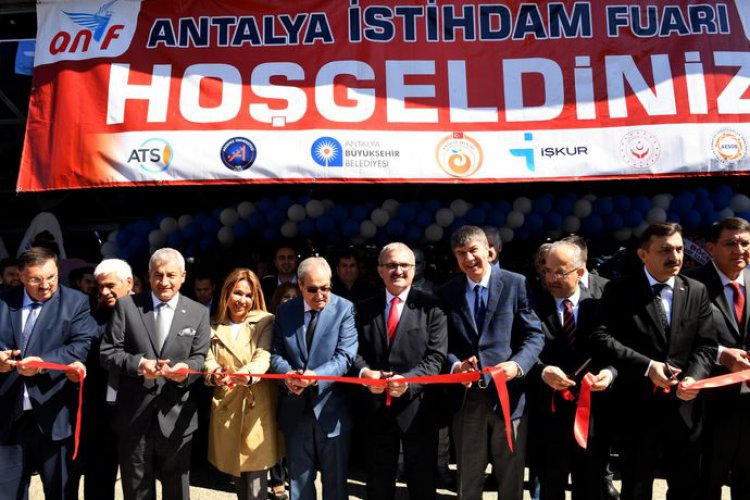 İŞ Mİ ARIYORSUNUZ? ANİF SİZİ BEKLİYOR!