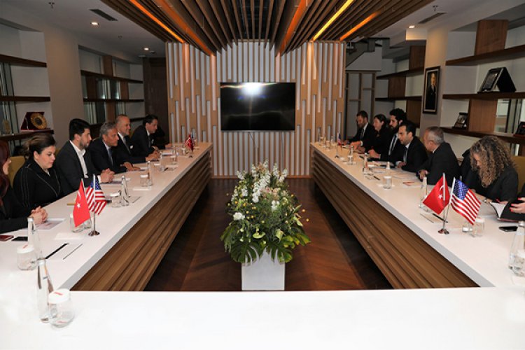 AMERİKA MÜSTEŞAR YARDIMCISI PEYMAN, TÜRSAB'DA!...