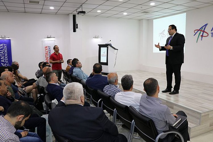 TEKNOKENT'TE DEĞERLENDİRME TOPLANTISI