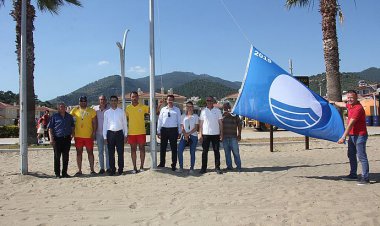 MENDERES SAHİLLERİNE MAVİ BAYRAK