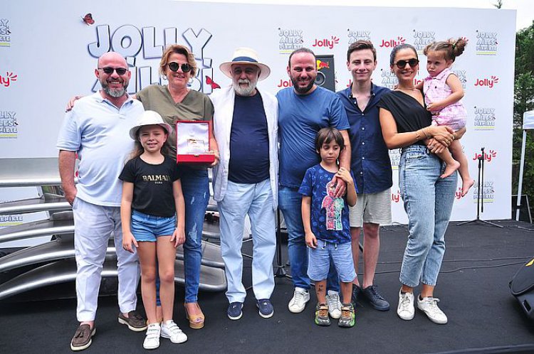 JOLLY AİLESİ YAZA 'MERHABA' DEDİ