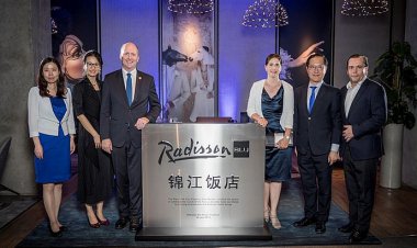 İLK EŞ MARKALI OTEL AÇILDI