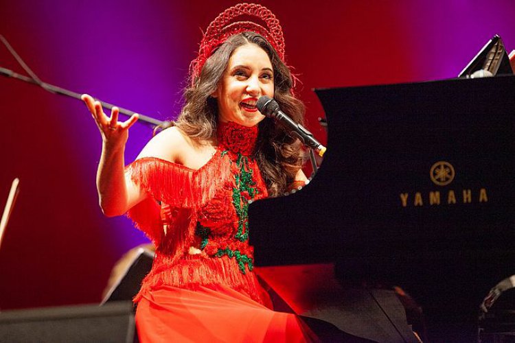 BODRUM MÜZİK FESTİVALİ’NDE KARSU İLE SENFONİK BİR AKŞAM