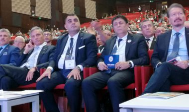 TÜRSAB SEÇİMLERİ DEMOKRASİ ŞÖLENİ HAVASINDA BAŞLADI
