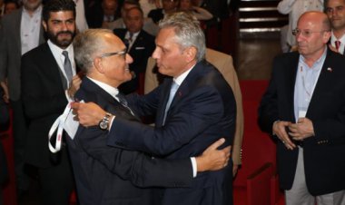 TALHA ÇAMAŞ TÜRSAB'IN ONURAL BAŞKANI OLDU