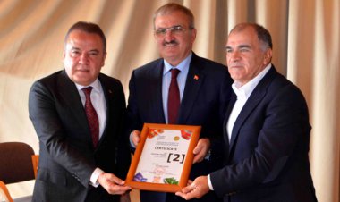 MOSKOVA’DA YAPILAN TÜRKİYE FESTİVALİ’NE ULUSLARARASI ÖDÜL