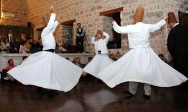 MEVLÂNÂ RUHU ANTALYA'DA YAŞIYOR