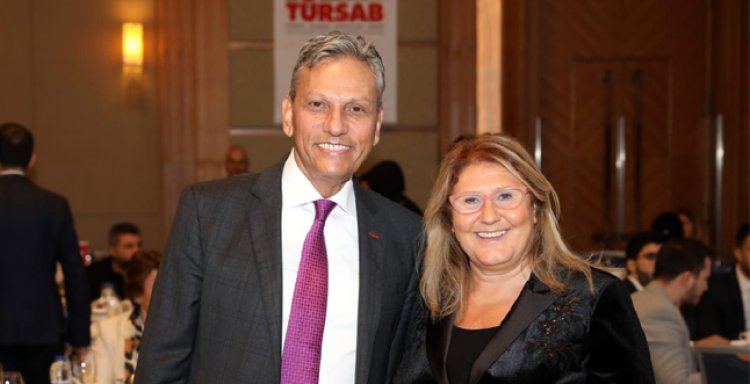 FİRUZ BAĞLIKAYA ŞİŞLİ'DE SEYAHAT ACENTASI  TEMSİLCİLERİ İLE BULUŞTU