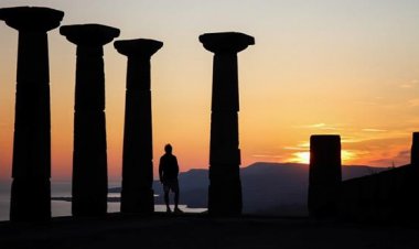 'TÜRKİYE'NİN RENKLERİ' TAKSİM CUMHURİYET SANAT GALERİSİ’NDE