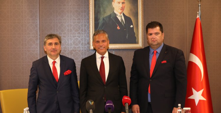 TÜRSAB, HESTOUREX FUARI İLE İŞ BİRLİĞİ ANLAŞMASI YAPTI