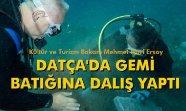 BAKAN ERSOY DATÇA'DA GEMİ BATIĞINA DALIŞ YAPTI