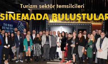 SİNEMADA BULUŞTULAR