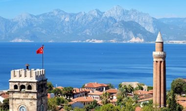 ANTALYA’DA BÜYÜME VAR