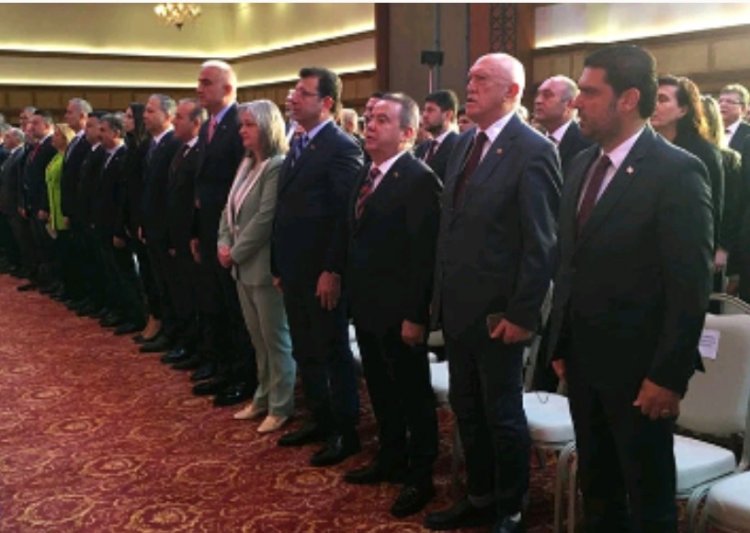 EMITT KAPILARINI AÇTI