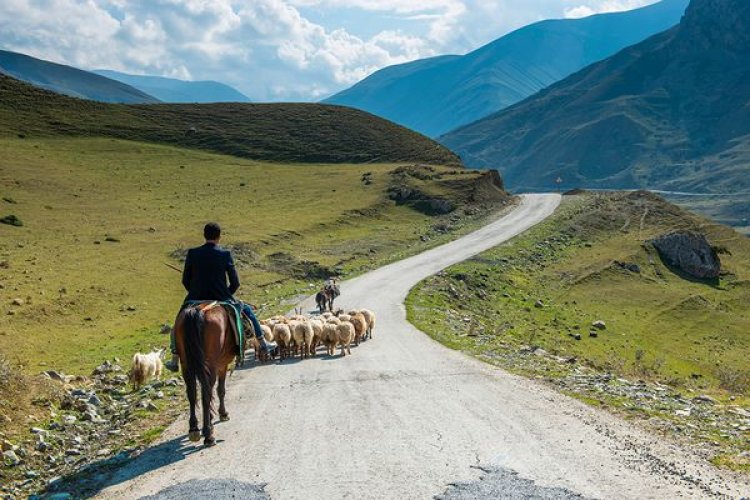 UNESCO, AZERBAYCAN'DA YENİ MİRAS ALANLARINA ODAKLANDI
