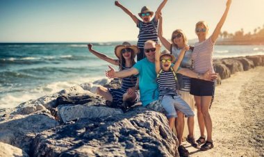 10 TATİLCİDEN 6'SI BAYRAMI AKRABA EVLERİNDE GEÇİRECEK