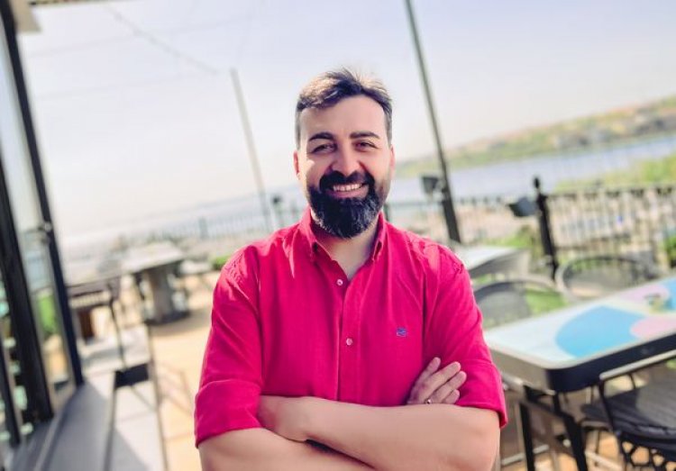 ALAÇATI'DA SEÇİM SONRASI HAREKETLİLİK BAŞLADI