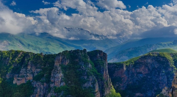 AZERBAYCAN'IN GEZİ VE YÜRÜYÜŞ ROTALARI DOĞA TUTKUNLARINI BÜYÜLÜYOR