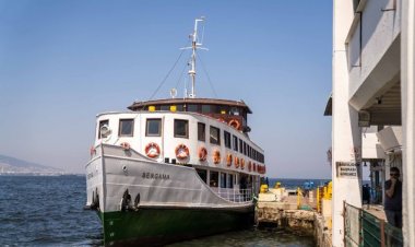 BERGAMA VAPURU İLE İZMİR KÖRFEZİ TURLARI BAŞLIYOR